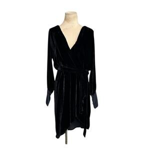 Young Broke Fabulous black velvet long sleeves belted dress Small